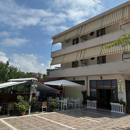 Hostel Eid Mar Vlorë Exterior foto