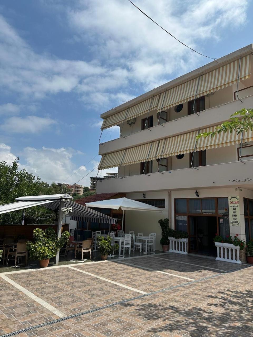 Hostel Eid Mar Vlorë Exterior foto